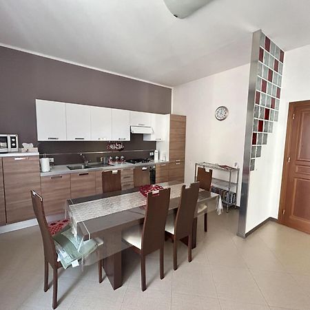 Marconi E Garibaldi 76 Apartment كاستيلاّماري ديل غو المظهر الخارجي الصورة
